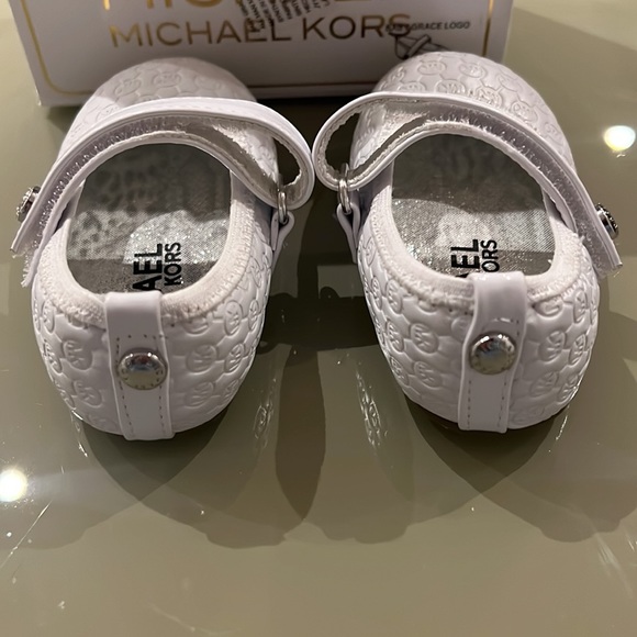 Michael Kors Baby Shoes - Picture 3 of 4